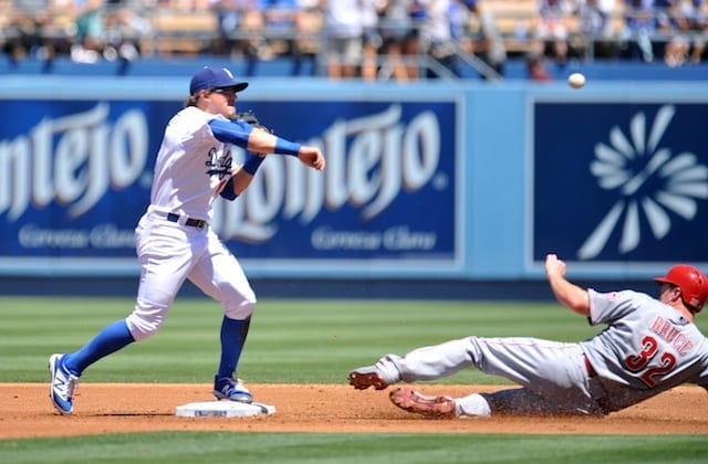 Dodgers News: Kiké Hernandez, Chase Utley To Handle Second Base Duties