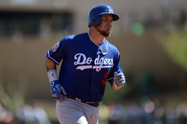 Dodgers News: Yasmani Grandal Removed After 2 Innings Vs. Mariners
