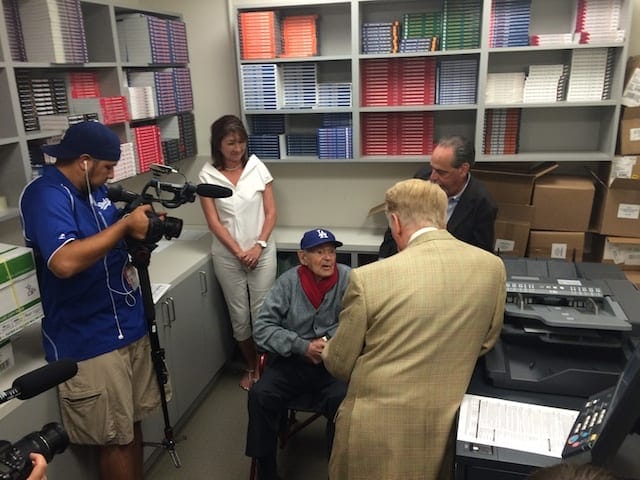 Dodgers News: 107-year-old Irving Piken Meets Vin Scully, Orel Hershiser
