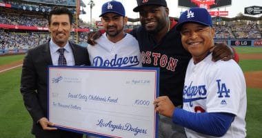 Dodgers Video: David Ortiz Honored During Pregame Ceremony