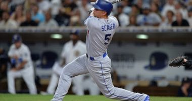 Corey-seager-24