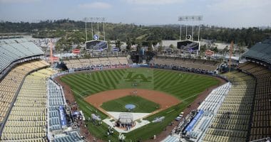 Dodger-stadium-2017-opening-day