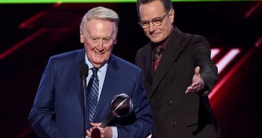 Dodgers Video: Vin Scully Receives Icon Award At 2017 Espys