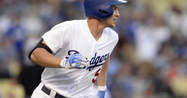 Corey Seager Hits 2 Home Runs, Dodgers Rally To Beat Giants