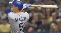 Corey-seager-15