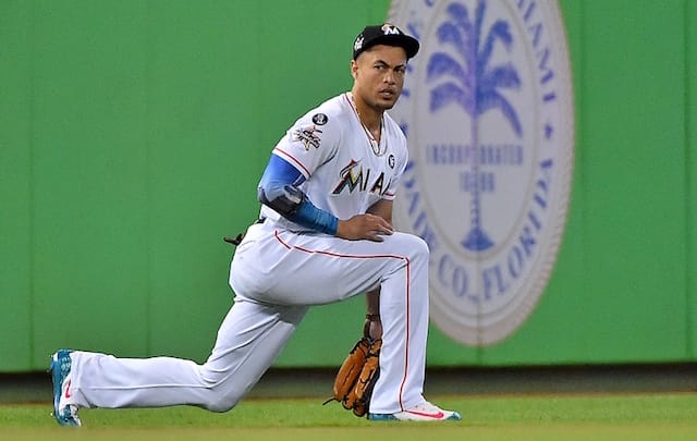 MLB Rumors: Cardinals Meeting With Giancarlo Stanton To Discuss ...