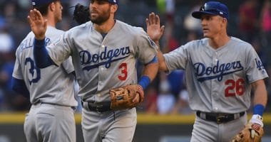 Cody Bellinger, Chris Taylor, Chase Utley, Dodgers win