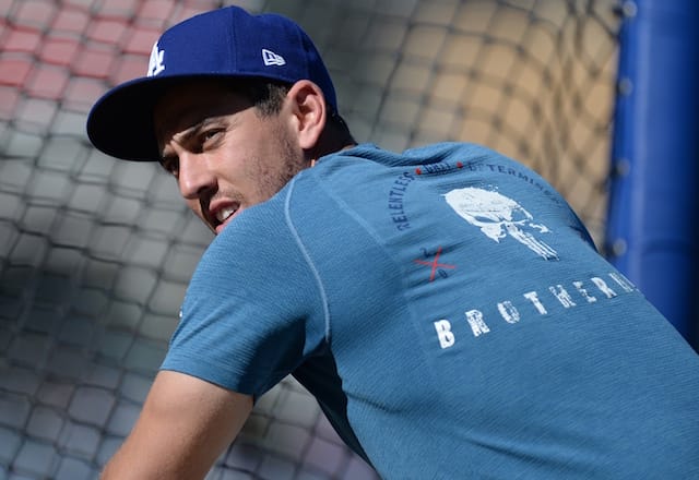 Austin Barnes, Dodgers batting practice, 2018 NLCS