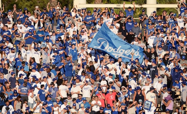 Dodgers fans, flag, 2018 NLCS