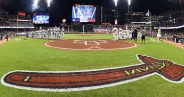 SunTrust Park view, Dodgers lined up, Braves, 2018 NLDS