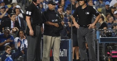 Umpires, replay review, challenge
