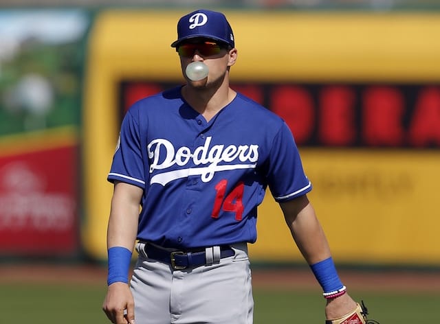 Kiké Hernández Wearing New Dodgers Jersey Number After Trade From
