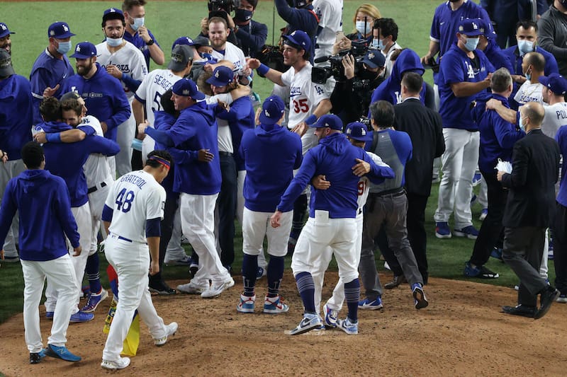 Dodgers favored to repeat as World Series champions