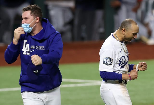 Joc Pederson Joins Rare Group By Winning Back-To-Back World Series With  Dodgers & Braves