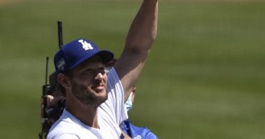 Dodgers News: Jonas Never Painted Joe Kelly Mural From World Series Ring  Ceremony