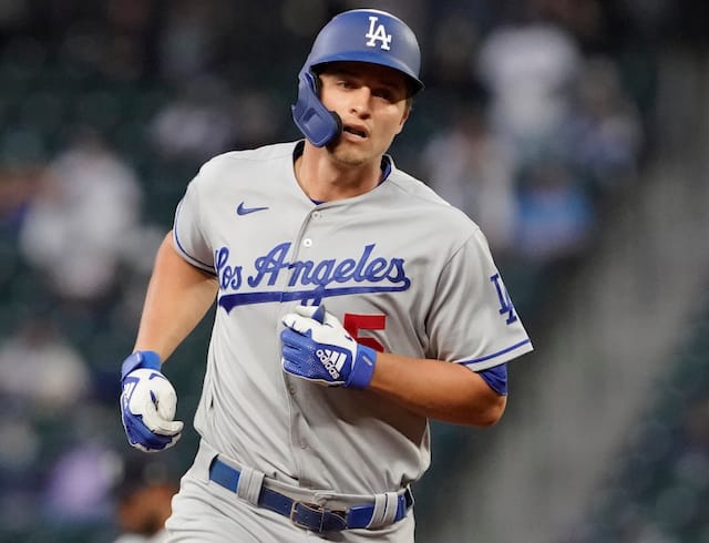 What Pros Wear: Corey Seager's Rawlings Heart of the Hide PRO200