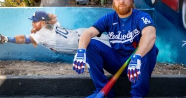 Justin Turner, Dodgers City Connect jersey