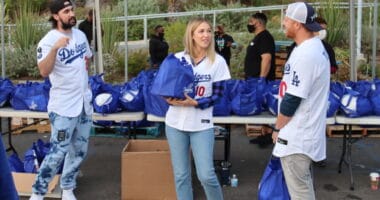 Tony Gonsolin, Justin Turner, Kourtney Turner, Los Angeles Dodgers Foundation, 2021 Thanksgiving Turkey Giveaway