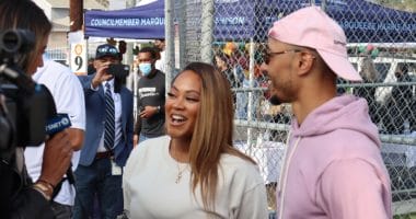 Dodgers Video: Cara Smith Throws First Pitch On Will Smith