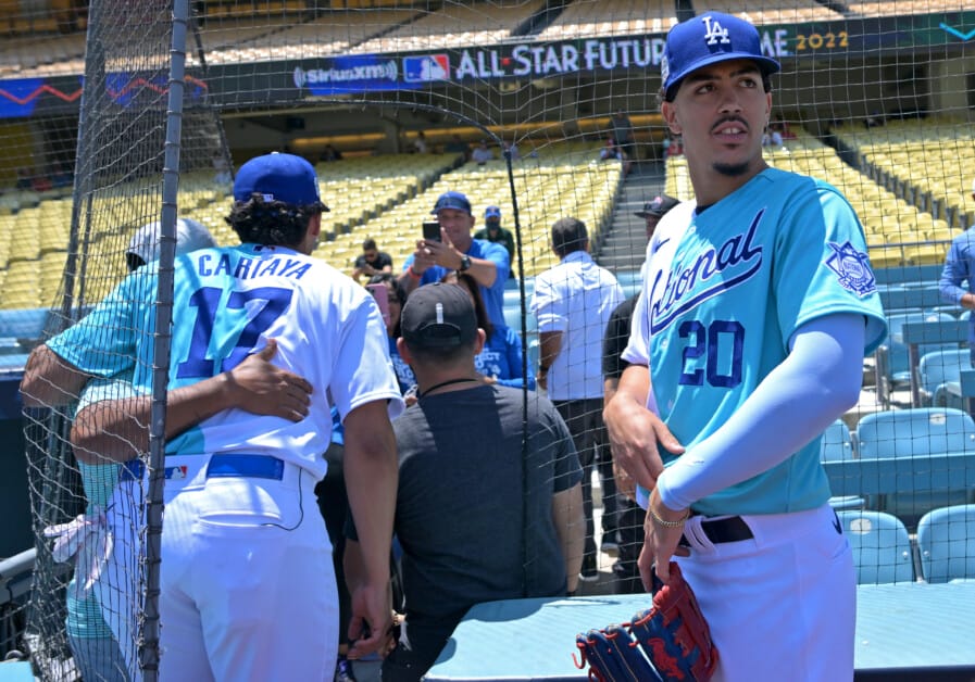 Miguel Rojas Helping Mentor Dodgers Prospects Miguel Vargas & Diego Cartaya