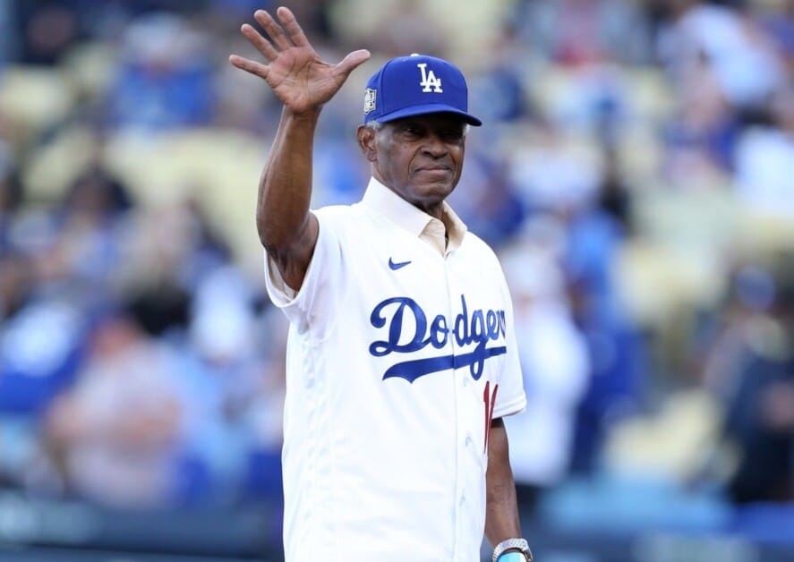 Dodgers News: Manny Mota Receives Latino Baseball Hall Of Fame Award At Dodger Stadium
