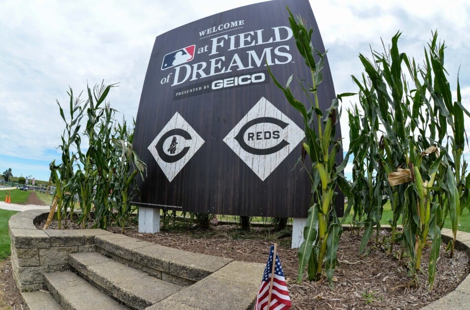 Cubs, Reds, 2022 MLB Field of Dreams Game
