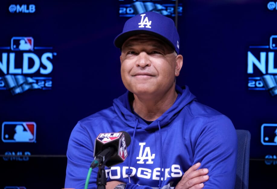 Dave Roberts on trying to settle on a face mask to wear - True Blue LA