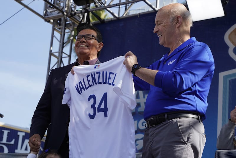Fernando Valenzuela's No. 34 jersey retired as Dodgers kick off