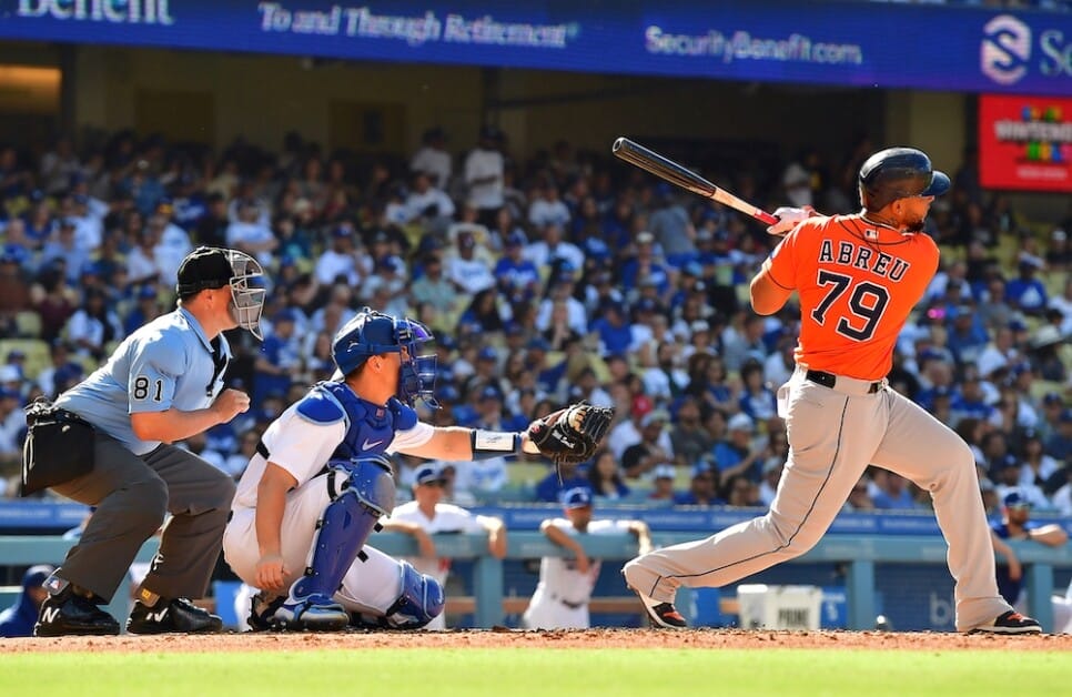 Dodgers lose to Astros in extra innings as Freddie Freeman reaches