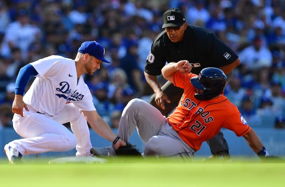 Dodgers rally to beat Astros 8-7 after Houston reliever Stanek