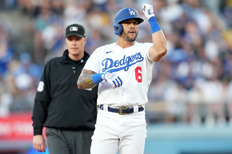 Dodgers Sign David Peralta - MLB Trade Rumors