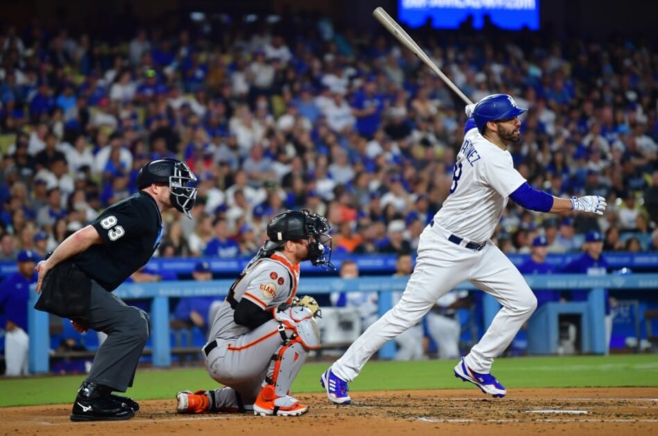 Giants beat Kershaw and Dodgers 2-1 – Martinez News-Gazette