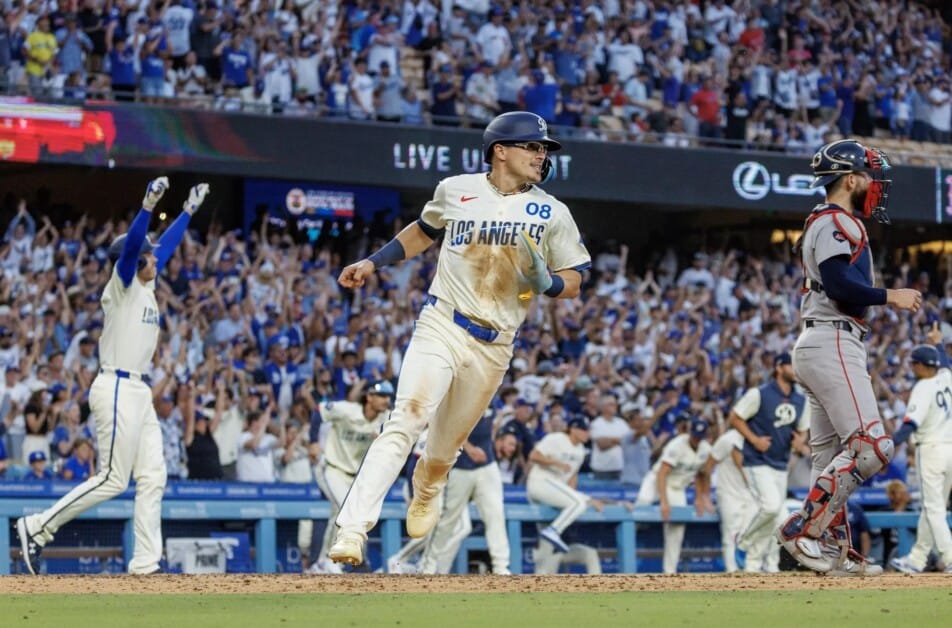 Kiké Hernández, Freddie Freeman, Dodgers City Connect, walk-off win